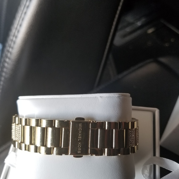 MICHAEL KORS WATCHE - Picture 4 of 7